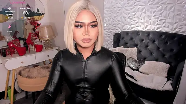 Playful_Viennaxx stripchat live cam model