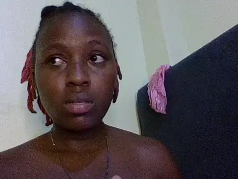 Hotafrican1 stripchat live cam model