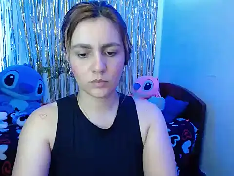 Asly- stripchat live cam model
