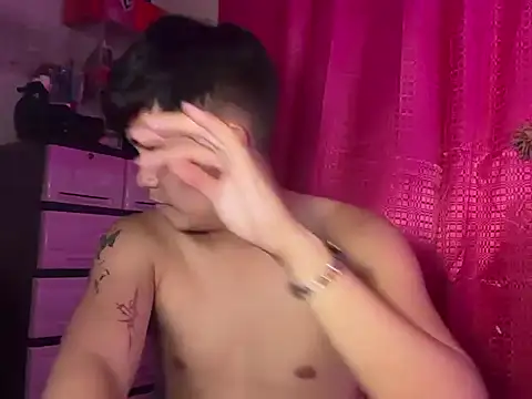 YourCutieBoy_Bigcum14 stripchat live cam model