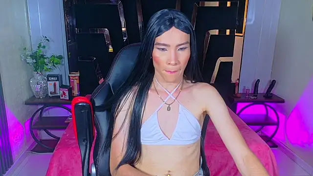 Thamara_Robertss stripchat live cam model