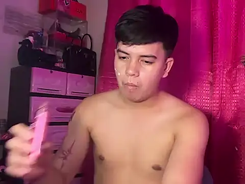 YourCutieBoy_Bigcum14 stripchat live cam model