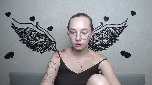 SteshaGlass stripchat live cam model