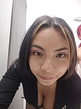dashell_rousss stripchat live cam model