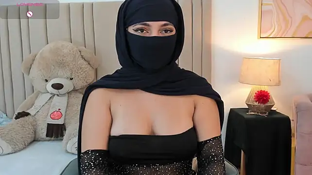 izadii stripchat live cam model