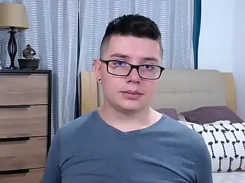BlackFoXXX69 stripchat live cam model