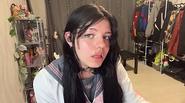 ScarlettHaven stripchat live cam model