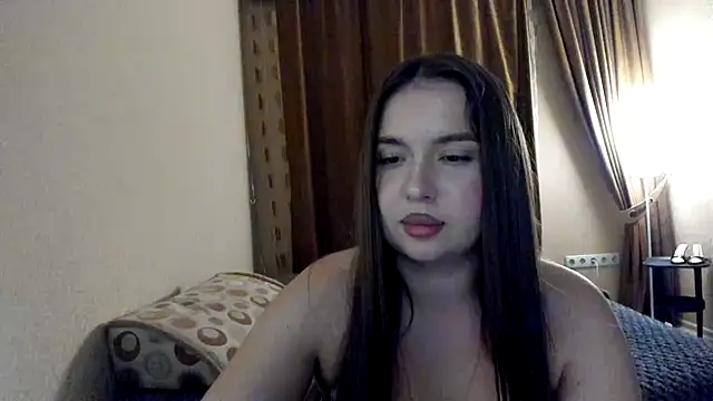 Camilla_Lovee stripchat live cam model