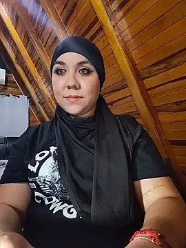 AmbarBurhan stripchat live cam model
