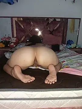 safiya__emira stripchat live cam model