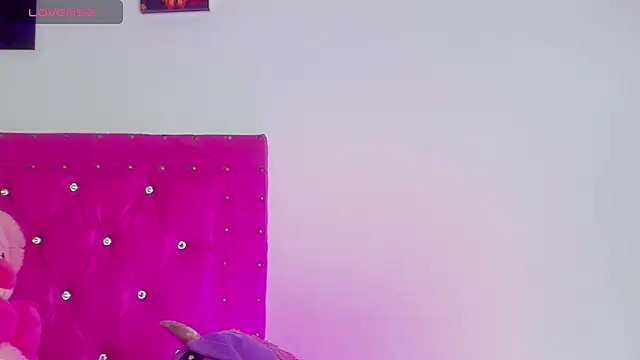 dahiiangomezz stripchat live cam model