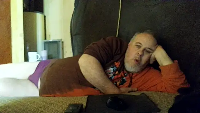 Reddragon7712 stripchat live cam model