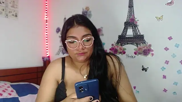 Lyra_Moon_ stripchat live cam model
