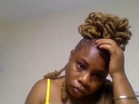 ebonitah stripchat live cam model