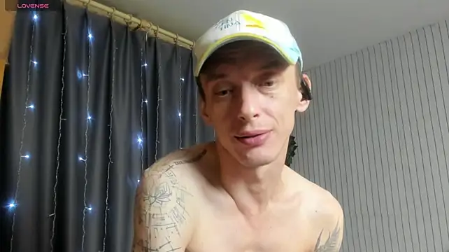James2Inked stripchat live cam model