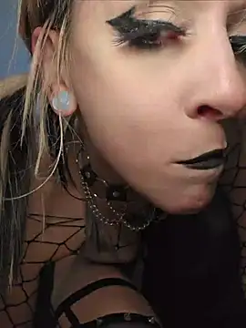 AmethystFoxx stripchat live cam model