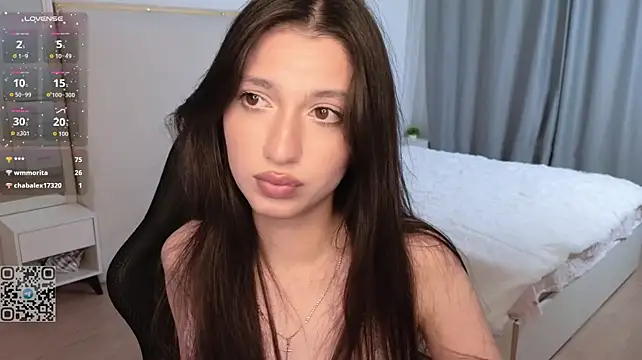 Honeycamilla stripchat live cam model