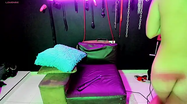Mistress_Lola_bdsm stripchat live cam model