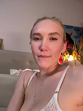 MariaTull stripchat live cam model