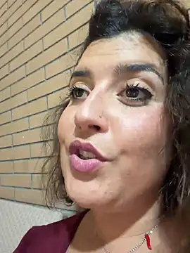 Novababy18 stripchat live cam model