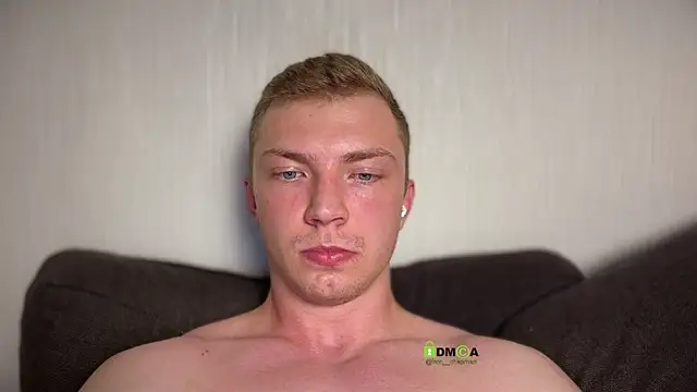 iron__chap stripchat live cam model