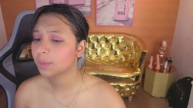 aria_montes_t stripchat live cam model