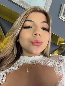 AngelBlushXXX stripchat live cam model