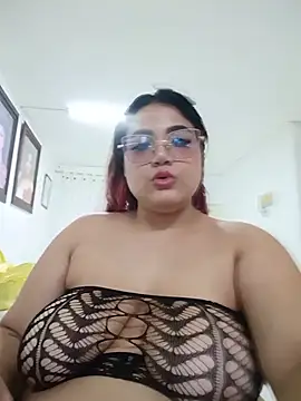 rachelsousa stripchat live cam model