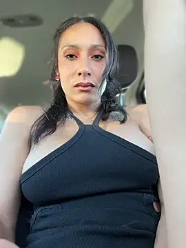 FerrariFrench stripchat live cam model