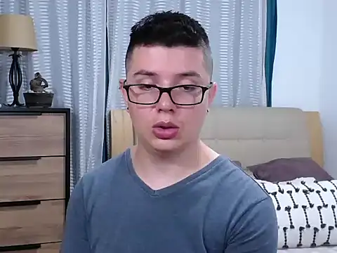 BlackFoXXX69 stripchat live cam model