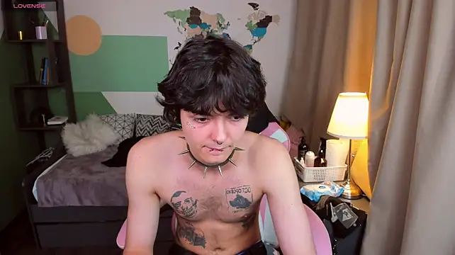 YoungHeartbroker stripchat live cam model