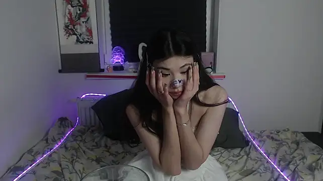 miamink stripchat live cam model