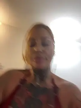 krysstal003 stripchat live cam model