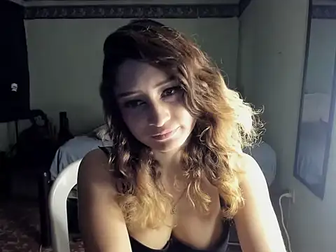 AnnieLorin stripchat live cam model