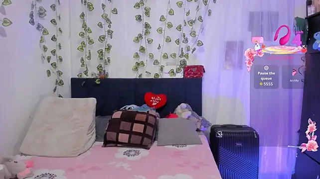EmiliaRose1_ stripchat live cam model