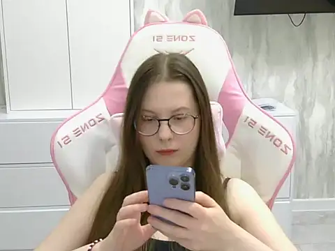 Elvirada stripchat live cam model