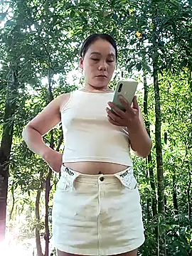 Lynne_11 stripchat live cam model