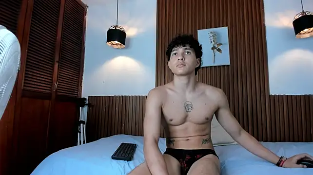 Peet_swk stripchat live cam model