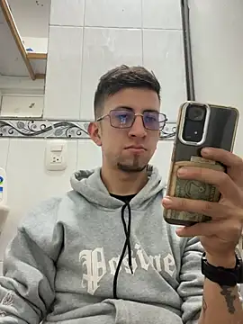 stivevv stripchat live cam model