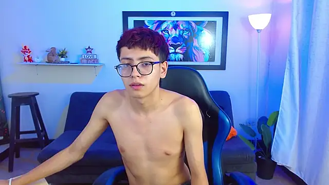 alexcum_18 stripchat live cam model