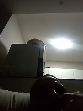 Tomaajek stripchat live cam model