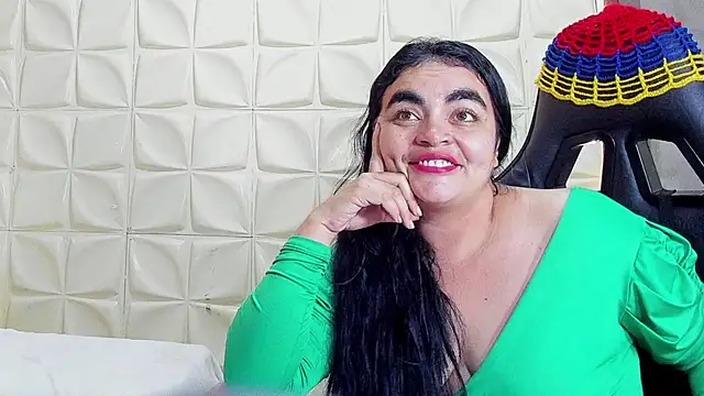 megan_glenda stripchat live cam model