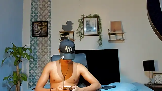 son_hadess stripchat live cam model