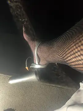 feet2346 stripchat live cam model