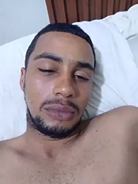 Jose0104 stripchat live cam model