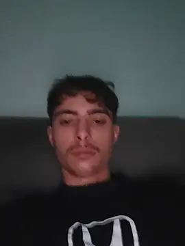 JoyyyBoyy stripchat live cam model