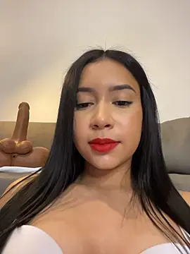 Soe_Love stripchat live cam model