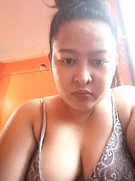 Oishiiimii stripchat live cam model