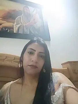 bellacolombiana stripchat live cam model