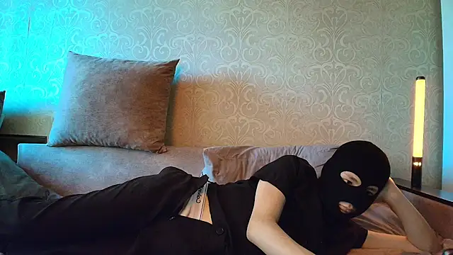 shadow_man666 stripchat live cam model